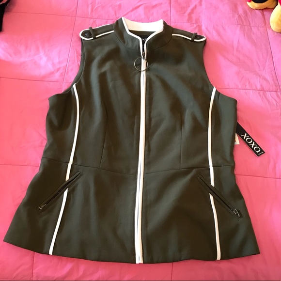 XOXO Embroidered Vest - Picture 3 of 8